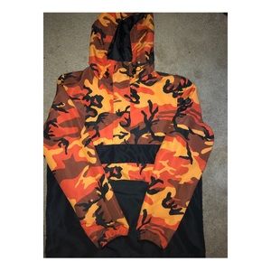 ZUMIEZ ORANGE CAMO PULLOVER